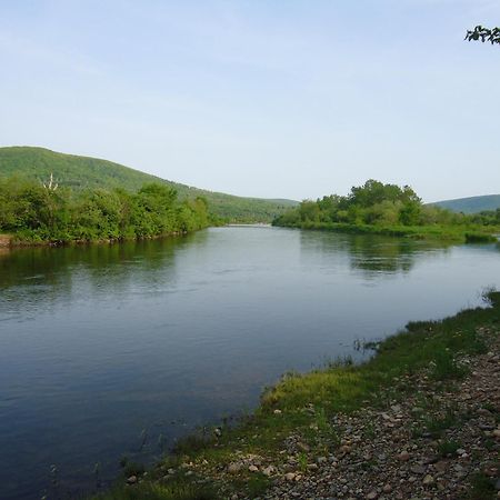 印第安雪松木屋假日公园 Margaree Forks 外观 照片