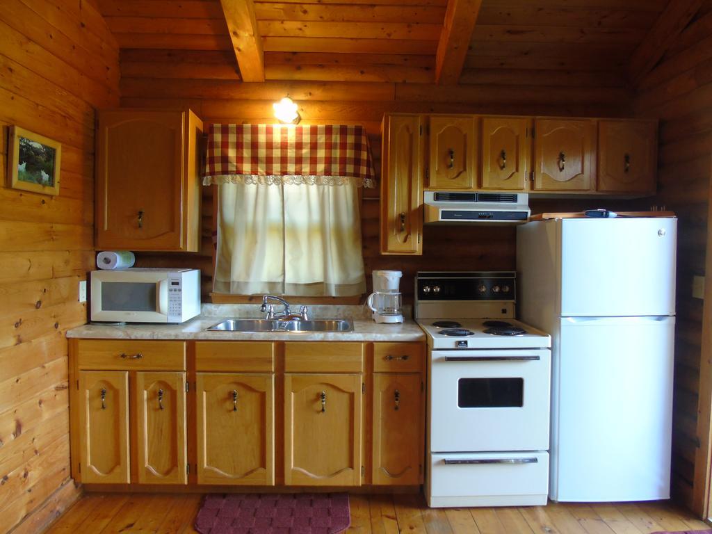 印第安雪松木屋假日公园 Margaree Forks 外观 照片